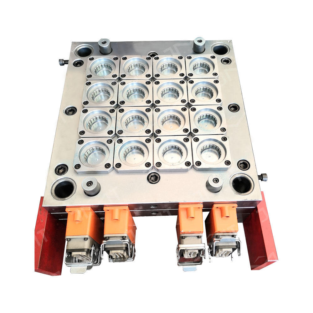 Plastic mineral water mould
