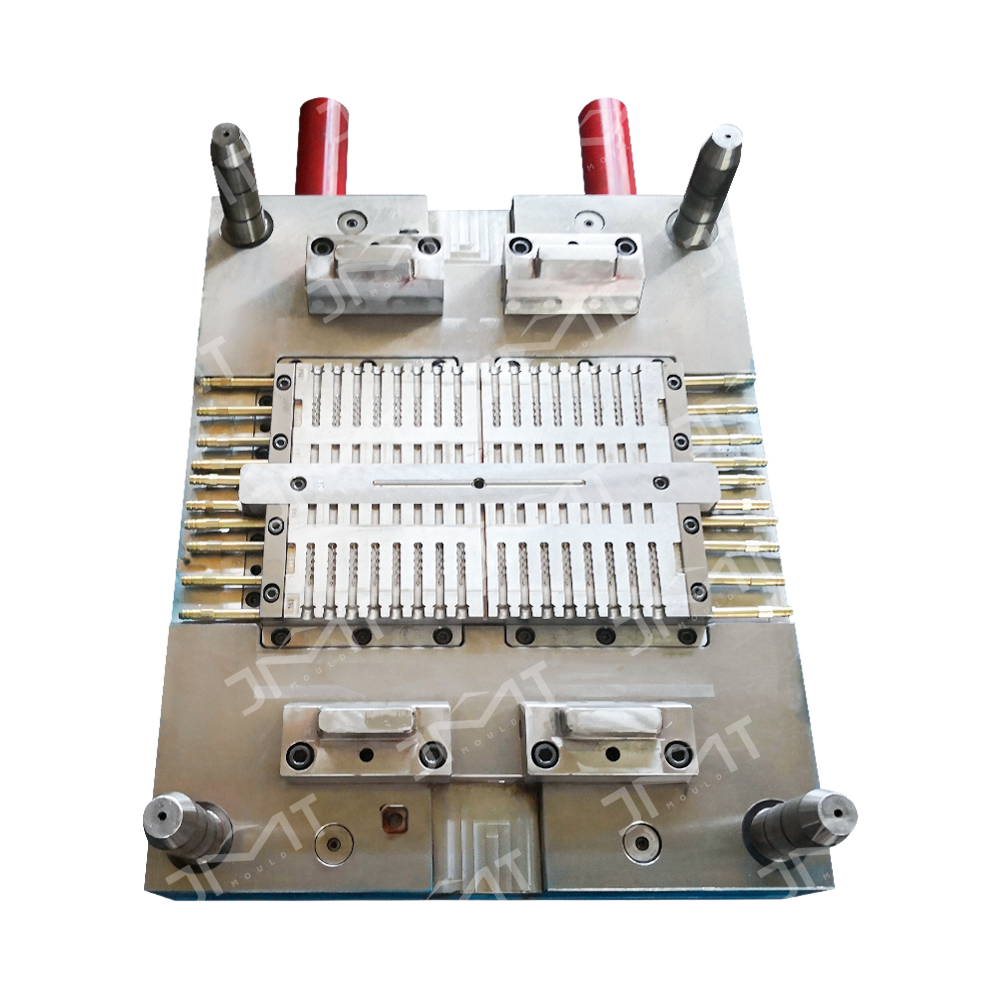 Short plug round head expansion screw plastic injection mould